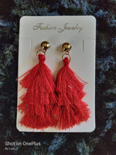 Load image into Gallery viewer, Short Tassel Earrings