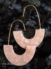 Load image into Gallery viewer, Fun Wire Earrings